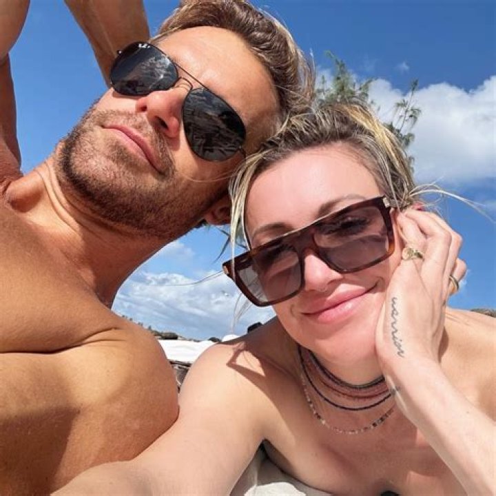 
Actor Stephen Huszar Is Charming But Very Secretive About His Dating Life 