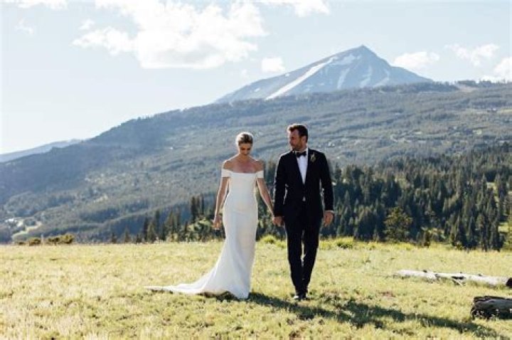 Alexa DelGreco, John Gibson Wife Age Bio Wedding Pictures