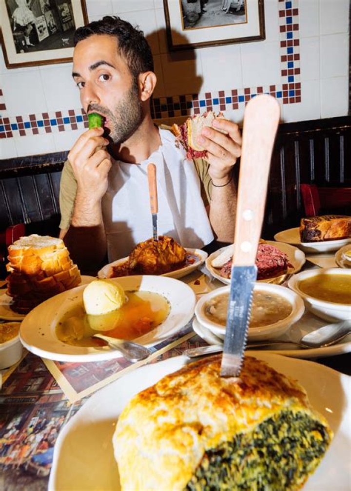 Andy Baraghani Height, Weight, Net Worth, Age, Birthday, Wikipedia, Who, Instagram, Biography