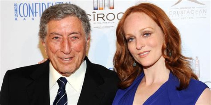 Antonia Bennett Height, Weight, Net Worth, Age, Birthday, Wikipedia, Who, Nationality, Biography