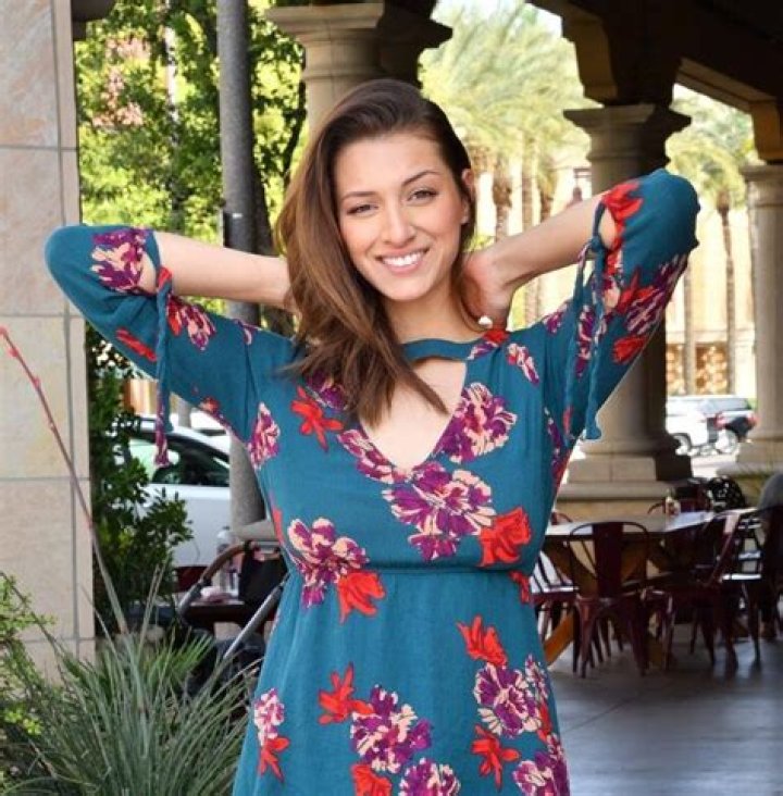 Bella Rolland Height, Weight, Net Worth, Age, Birthday, Wikipedia, Who, Nationality, Biography