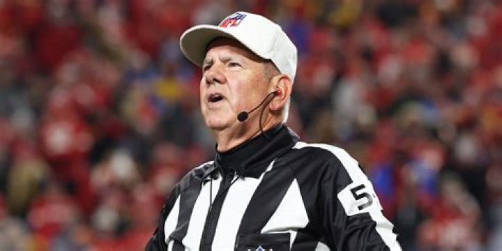 
Bill Vinovich Salary, How Much Does The NFL Refree Make? 