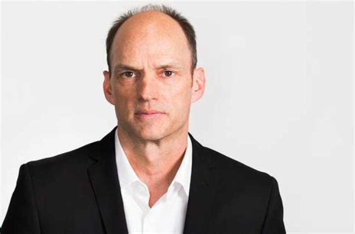 Brian Stepanek Height, Weight, Net Worth, Age, Birthday, Wikipedia, Who, Nationality, Biography