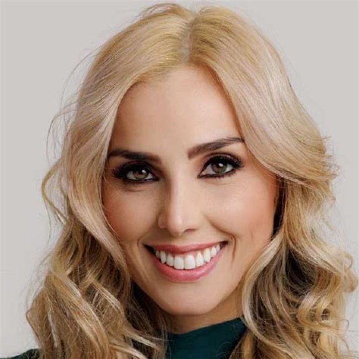 
Carolina Novoa Arias Height, Weight, Net Worth, Age, Birthday, Wikipedia, Who, Instagram, Biography 