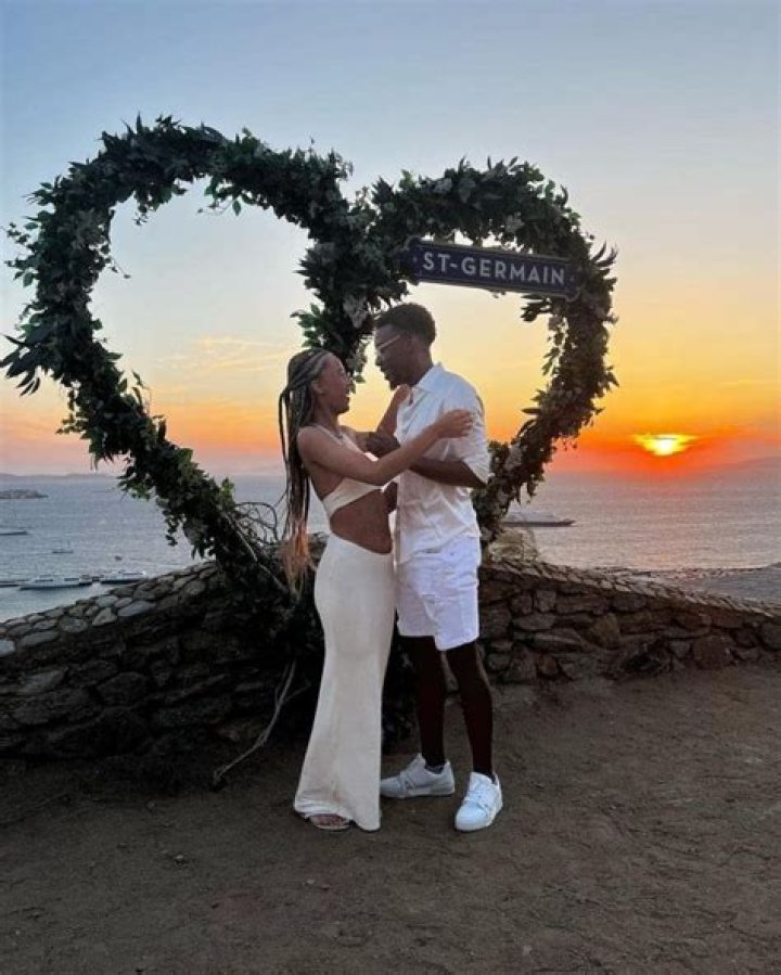 
China Navana: Anthony Elanga Girlfriend Cozies Up During The Vacation 