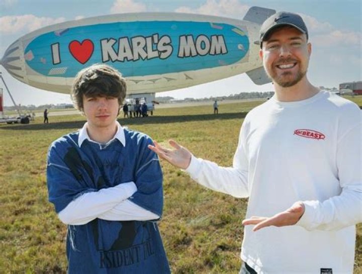 
Chosen Jacobs Height, Weight, Net Worth, Age, Birthday, Wikipedia, Who, Nationality, Biography 