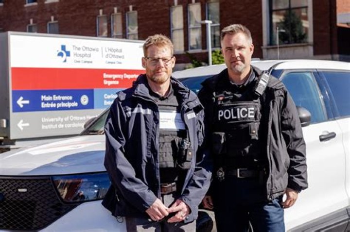 
Daniel Alfredsson Brother Henric Alfredsson Left Hockey For Ottawa Police Service 
