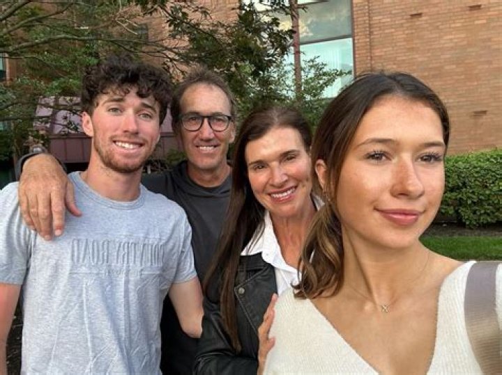 Darren Cahill Height, Weight, Net Worth, Age, Birthday, Wikipedia, Who, Nationality, Biography