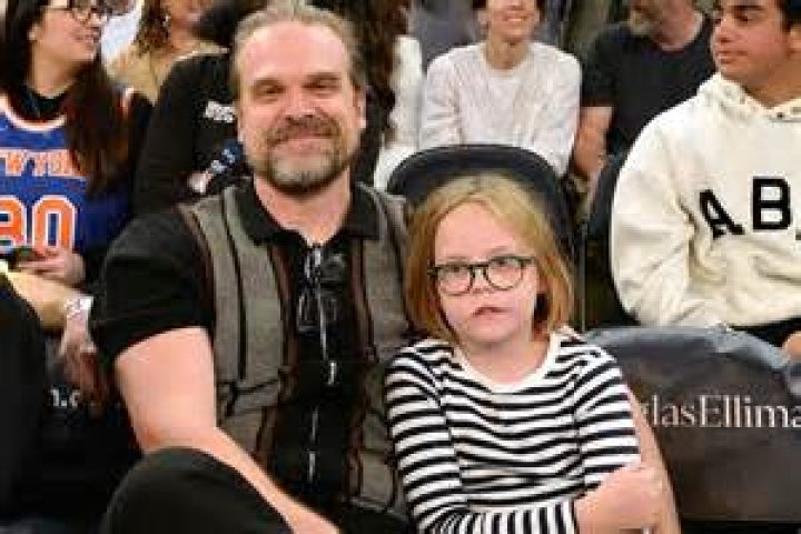 
David Harbour Spends Time with Wife Lily Allen’s Daughter Ethel During NBA Game in N.Y.C. 