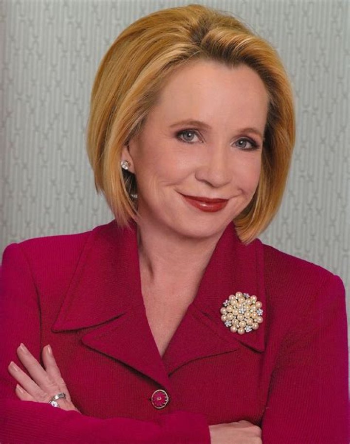 Debra Jo Rupp Wiki Bio, net worth, height, plastic surgery, husband, kids