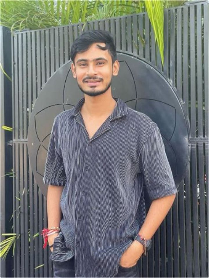 
Devanshu Mahajan Height, Weight, Net Worth, Age, Birthday, Wikipedia, Who, Nationality, Biography 