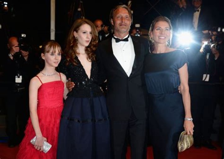 
Fernanda Duran Height, Weight, Net Worth, Age, Birthday, Wikipedia, Who, Nationality, Biography 