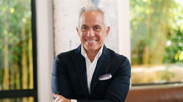 Geoffrey Zakarian Height, Weight, Net Worth, Age, Birthday, Wikipedia, Who, Nationality, Biography