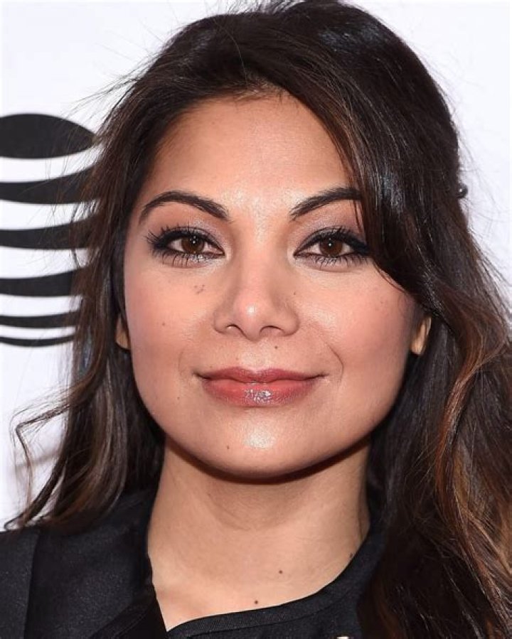 
Ginger Gonzaga’s Biography: Age, Husband, Net Worth, Family 