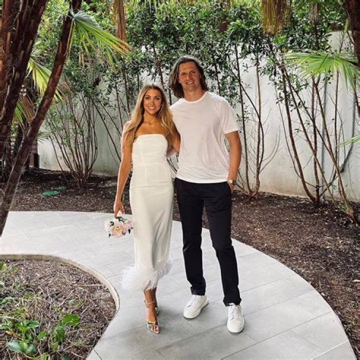 How Old Is Kelly Tyson? Meet Jacob Trouba Girlfriend On Instagram