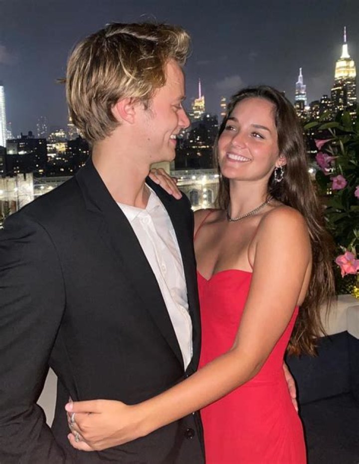 How Old Is Rudy Pankow Girlfriend? Dating Life Explored