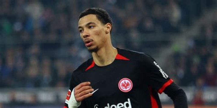 
Hugo Ekitike Height, Weight, Net Worth, Age, Birthday, Wikipedia, Who, Nationality, Biography 