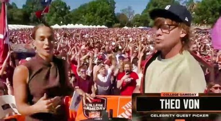 Inside Jess Sims Husband and Married Life, Family Life In A Nutshell