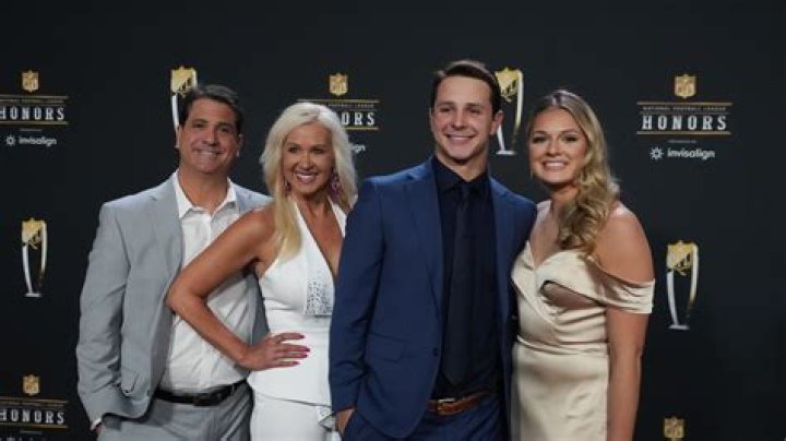 Is DJ Vlad Married to Wife? Or Dating Girlfriend? Controversies.