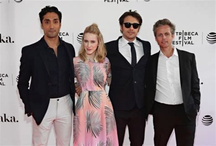 Is Dominic Rains Married to Wife? Is he dating a girlfriend?