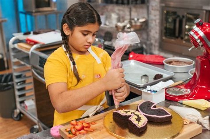 Is Ellora Martinez From Kids Baking Championship Sick? Fans Are Concerned About Her Health And What Happened To Her