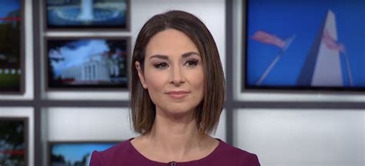 
Is Heidi Przybyla Married? How Is She Scaling Her Journalism Career? 