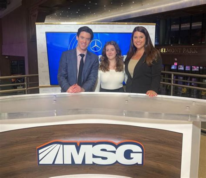 Is MSG+ Islanders Broadcast Shannon Hogan Pregnant 2022?