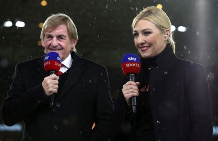 
Is Sky Sports Presenter Kelly Dalglish Cates Pregnant Again In 2022? Baby Bump Pictures & Husband 