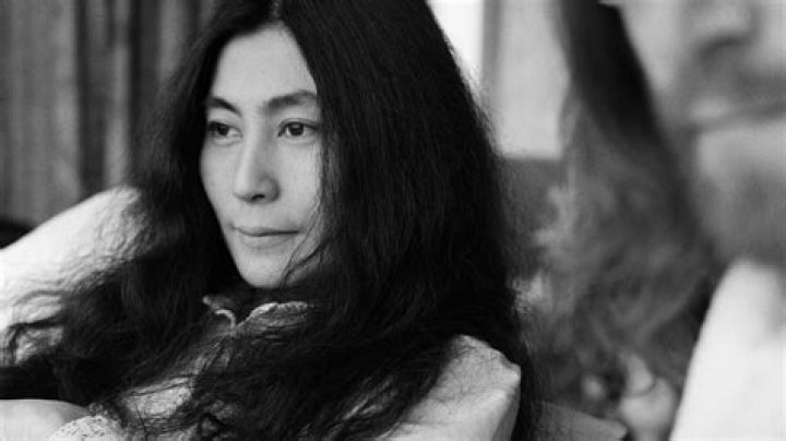 
Is Yoko Ono Still Alive? What Happened To Yoko Ono? 