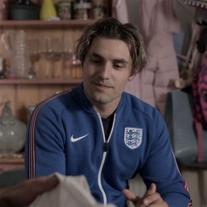 
Jamie Tartt: Phil Dunster Appears With A Racing Stripe Shaved Into His Right Eyebrow 