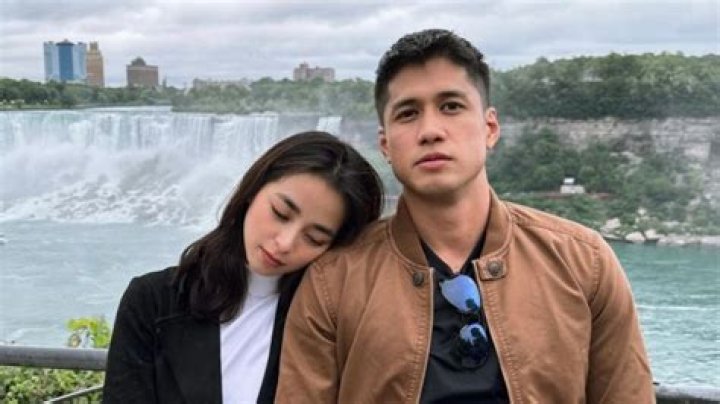 
Jeric Gonzales Boyfriend, Dating Life And Controversy, Gay Issue And Twitter Video Photos, And Married 