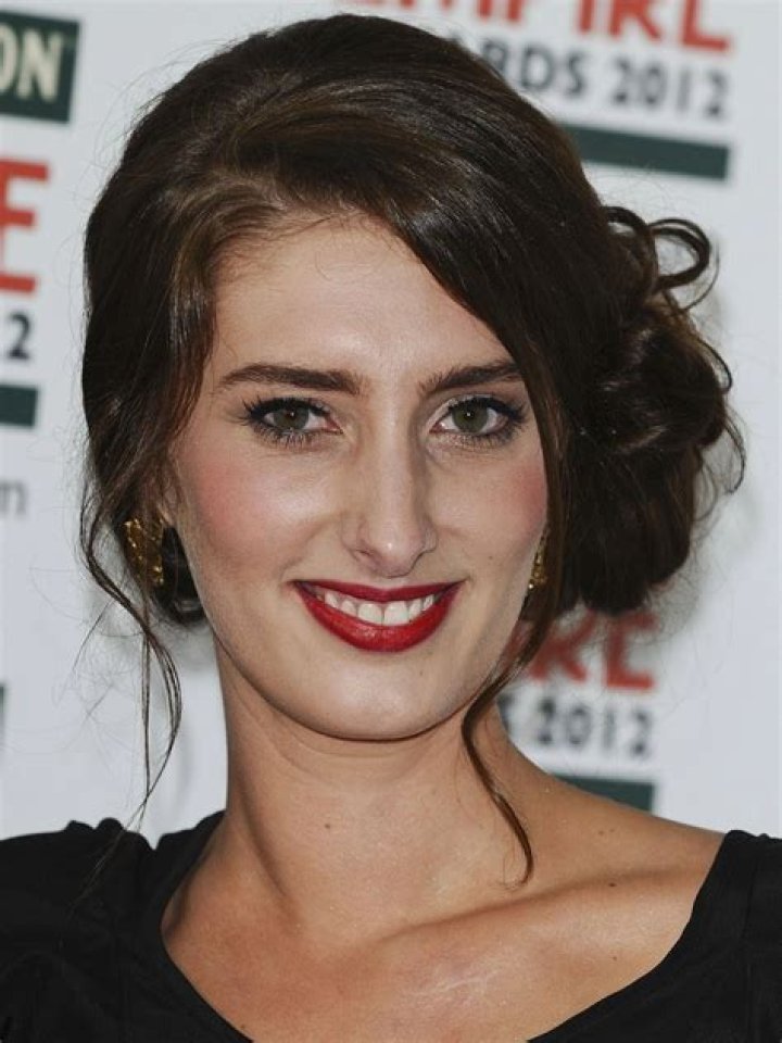 Jessica Knappett Height, Weight, Net Worth, Age, Birthday, Wikipedia, Who, Nationality, Biography