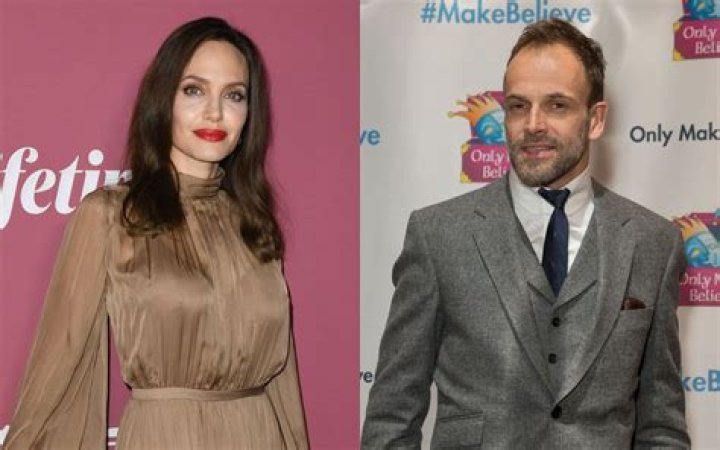 Jonny Lee Miller Illness Health Update, What Disease does Jonny Lee Miller Have?