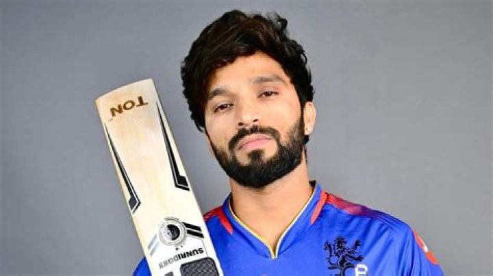 
Karan Patidar Height, Weight, Net Worth, Age, Birthday, Wikipedia, Who, Nationality, Biography 