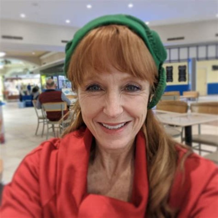 Karen E Laine Height, Weight, Net Worth, Age, Wiki, Who, Instagram, Biography