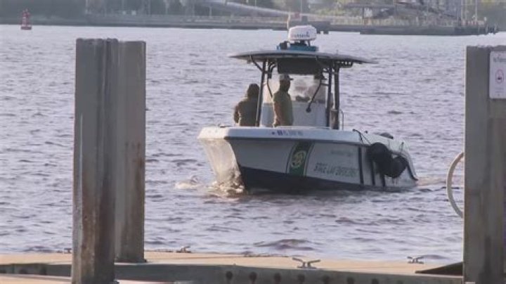 
Lake Eloise Drowning: Police Recover Bodies Of Missing Boaters 