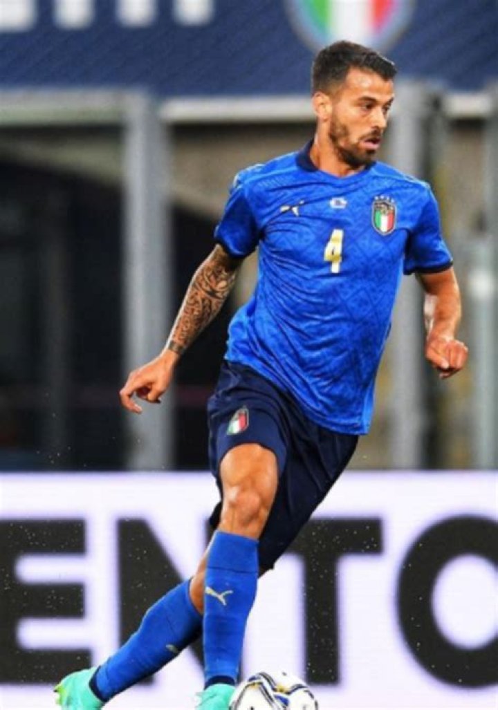 
Leonardo Spinazzola Height, Weight, Net Worth, Age, Birthday, Wikipedia, Who, Nationality, Biography 