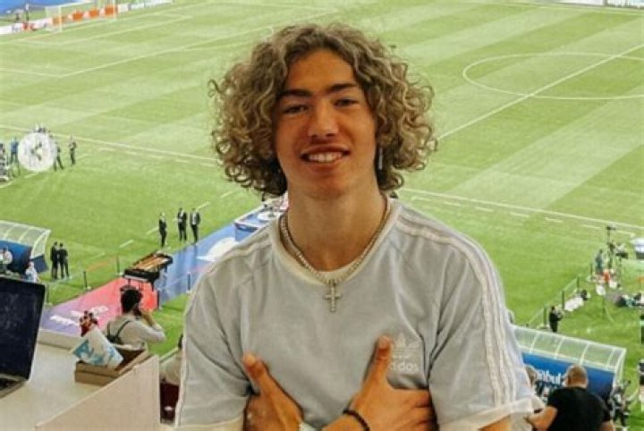 
LeonStreetSkills Height, Weight, Net Worth, Age, Birthday, Wikipedia, Who, Nationality, Biography 