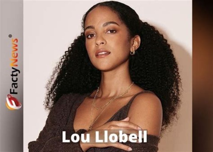 Lou Llobell Height, Weight, Net Worth, Age, Birthday, Wikipedia, Who, Nationality, Biography