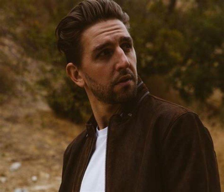 Maximilian Osinski Height, Weight, Net Worth, Age, Birthday, Wikipedia, Who, Nationality, Biography