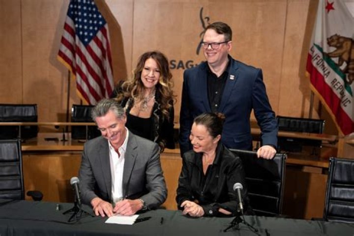 
Meek Mill, E-40, YG Joins Gov. Gavin Newsom Signing Calif. Rap Lyrics Bill 