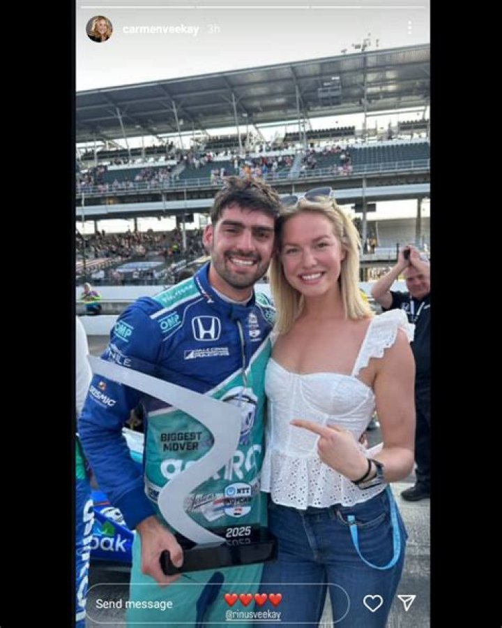 
Meet Rinus VeeKay Boxer Girlfriend Carmen De Jong, How Tall Is The Racing Driver? 