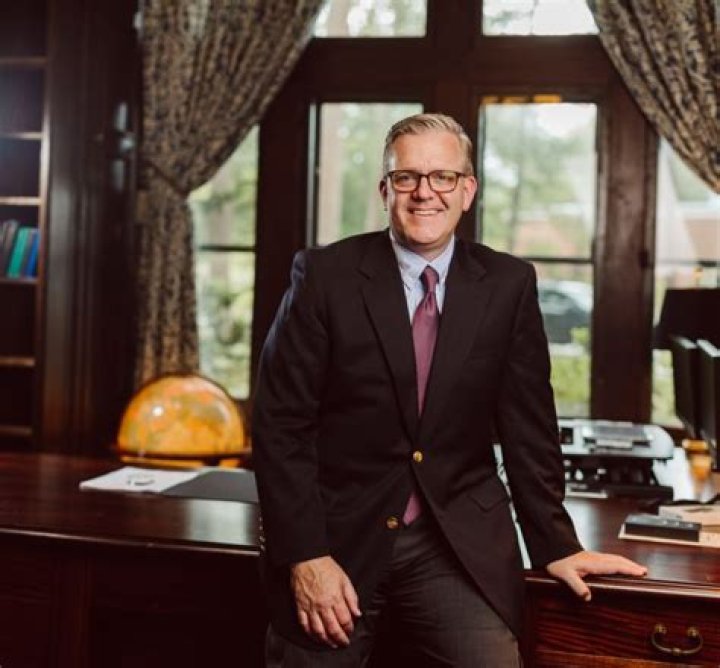 
Mike Hammond | Wife And Relationship 