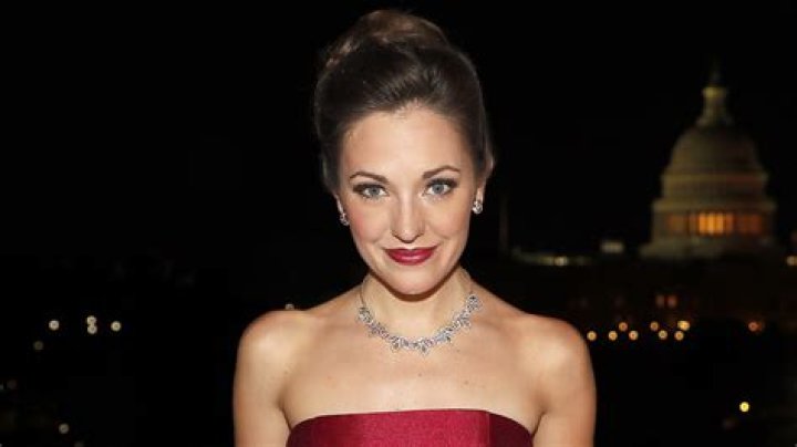 Mona Segall Weight, Net Worth, Age, Birthday, Wikipedia, Who, Instagram, Biography