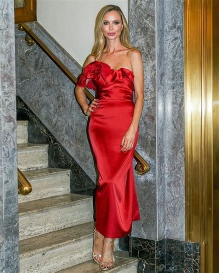 
Olivia Chapman Height, Weight, Net Worth, Age, Birthday, Wikipedia, Who, Nationality, Biography 