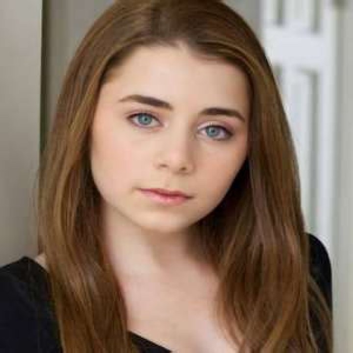 Rachel Resheff Height, Weight, Net Worth, Age, Birthday, Wikipedia, Who, Instagram, Biography