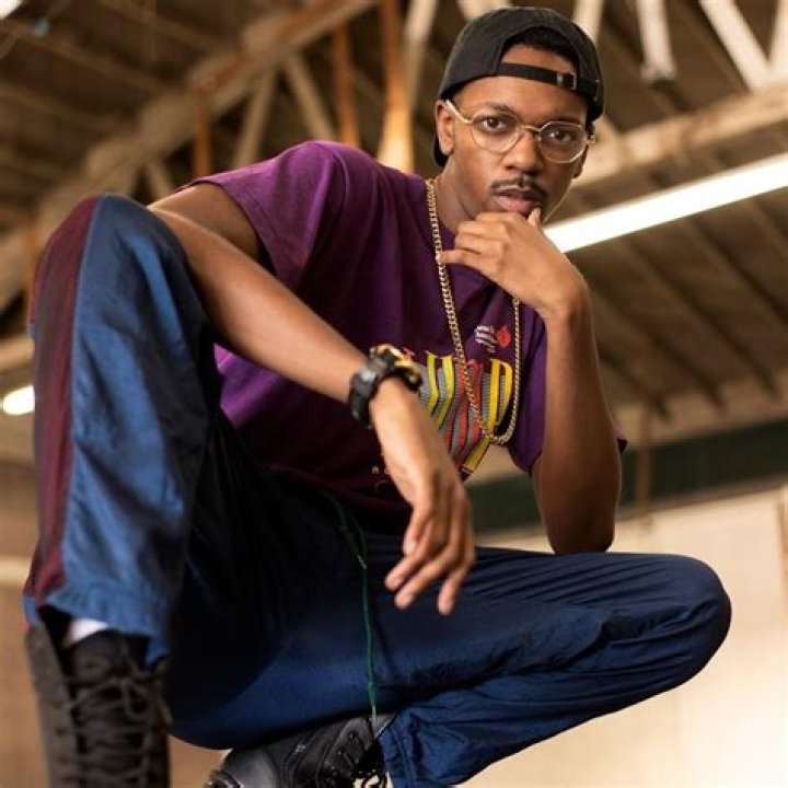 
Reggie Couz Height, Weight, Net Worth, Age, Birthday, Wikipedia, Who, Nationality, Biography 