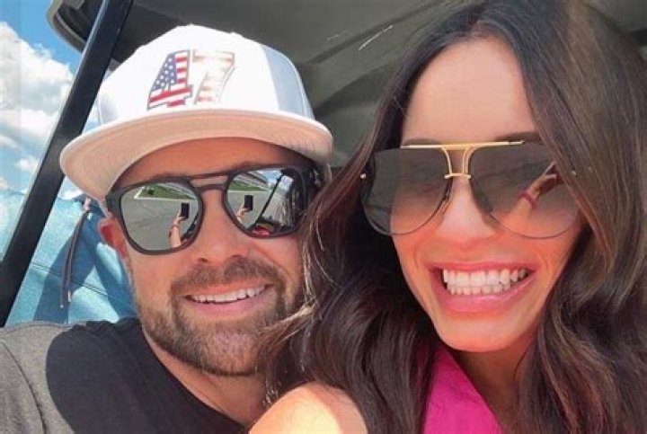 Ricky Stenhouse Jr. is not Married to Wife. Dating a Girlfriend: Madyson Joye Goodlefleisch.