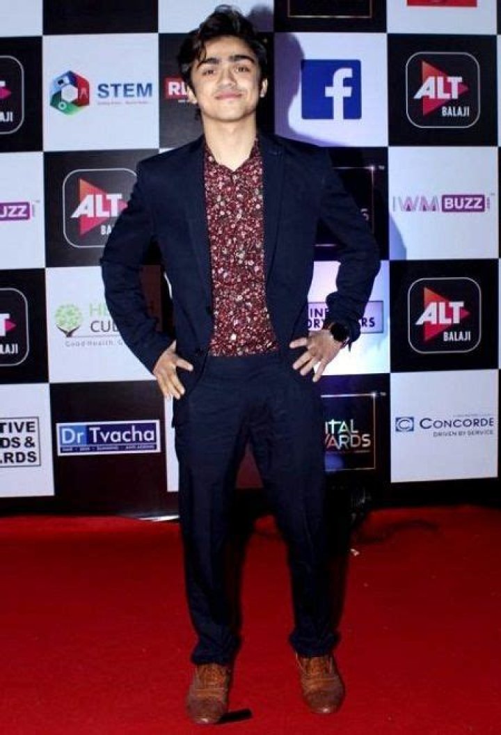 Rohan Shah Height, Weight, Net Worth, Age, Birthday, Wikipedia, Who, Nationality, Biography