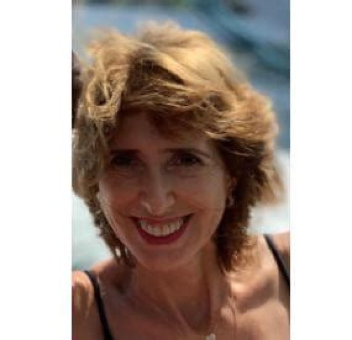 
Rosmari Rizzi Bachi Height, Weight, Net Worth, Age, Birthday, Wikipedia, Who, Nationality, Biography 